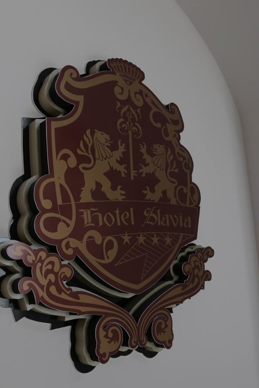 Hotel Slavia Nagyszalonta Kültér fotó